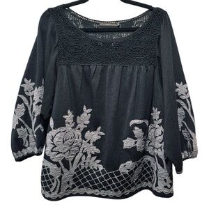 Hazel Anthropologie Gray Floral Embroidery Crochet Detail Black Top Size L